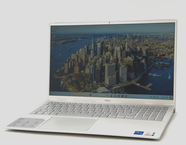 Dell Inspiron 5502 – Core i7 11th Gen / 64GB RAM / 2TB SSD / 15.6-inch